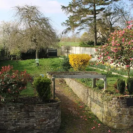 Bed and Breakfast L'Abrigit à Curcy-sur-Orne Extérieur photo